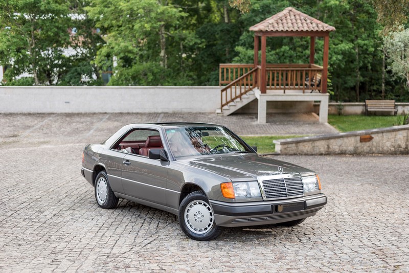 1988 Mercedes Benz 300CE